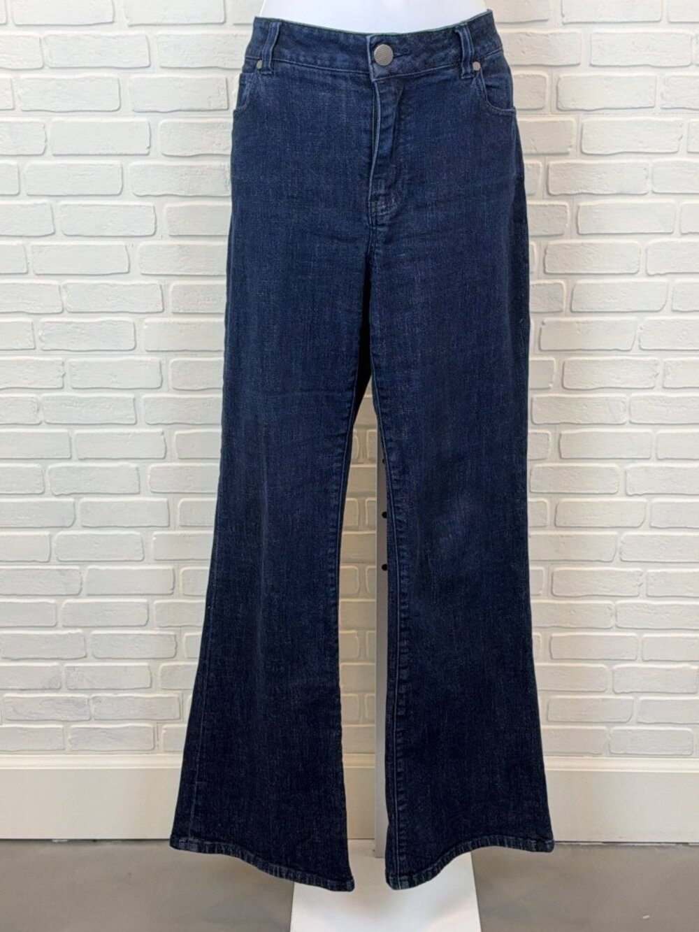 CAbi Trouser Jean Dark Wash Bootcut Denim Size 8